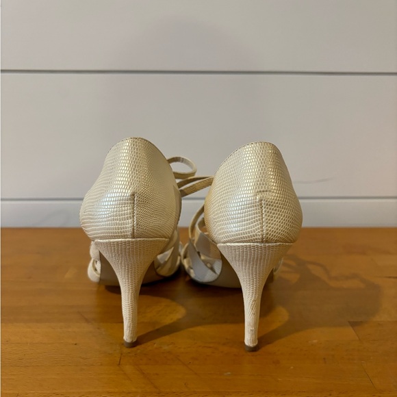 Alfred sung pure women’s heels size 7 gently used cream colour - Picture 3 of 6